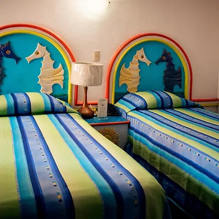 Hotel Caracoles Manzanillo Exterior photo